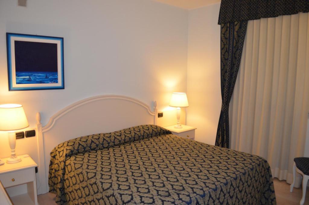 Hotel Olioso Peschiera del Garda Bilik gambar