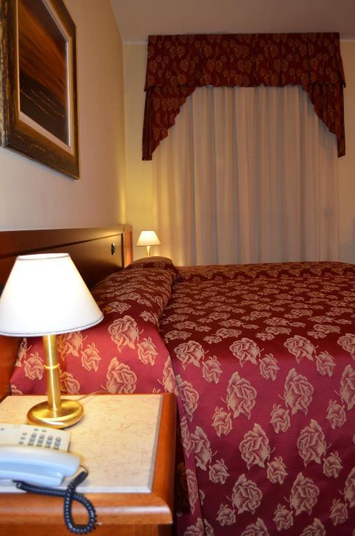 Hotel Olioso Peschiera del Garda Bilik gambar