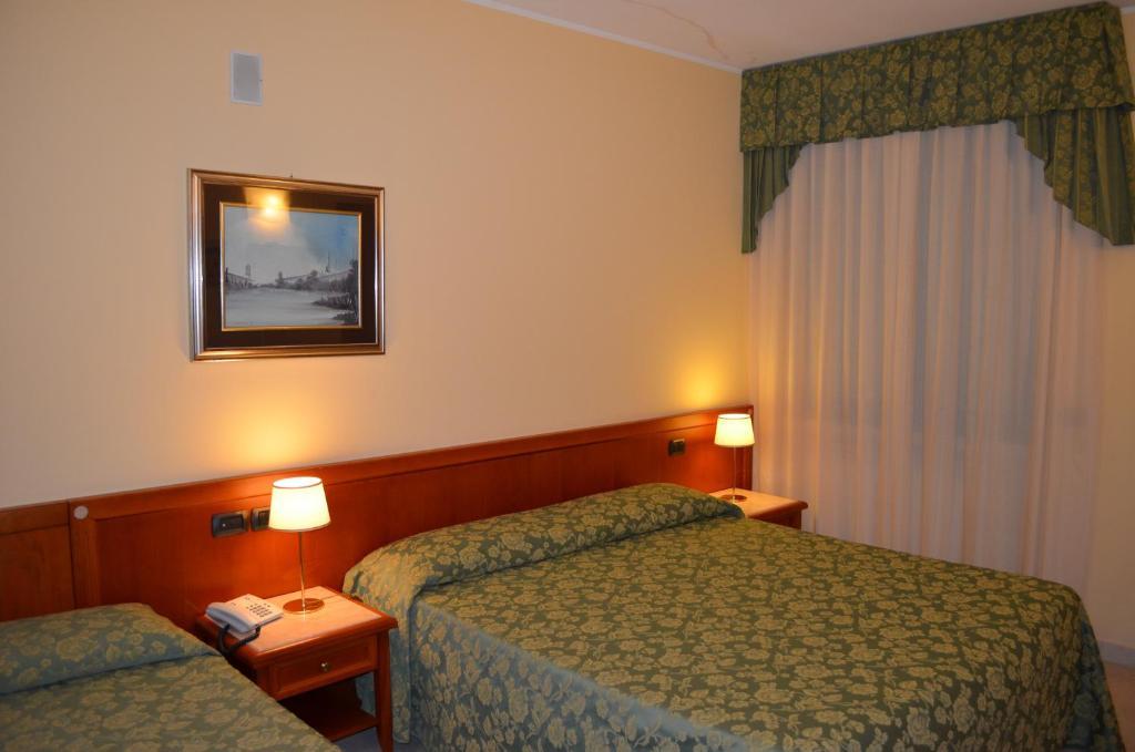Hotel Olioso Peschiera del Garda Bilik gambar