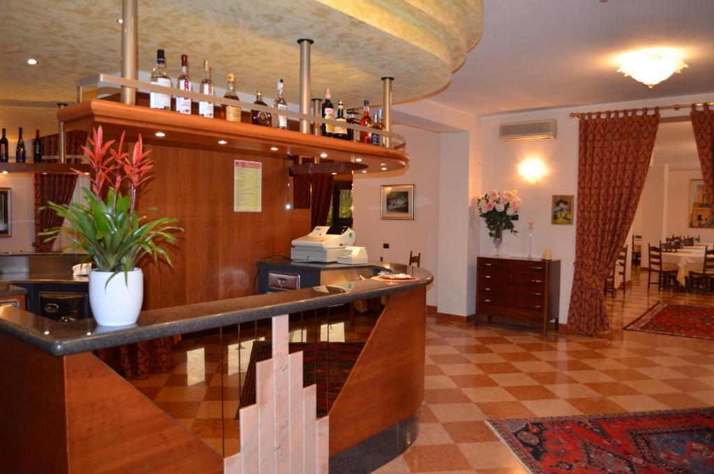 Hotel Olioso Peschiera del Garda Luaran gambar