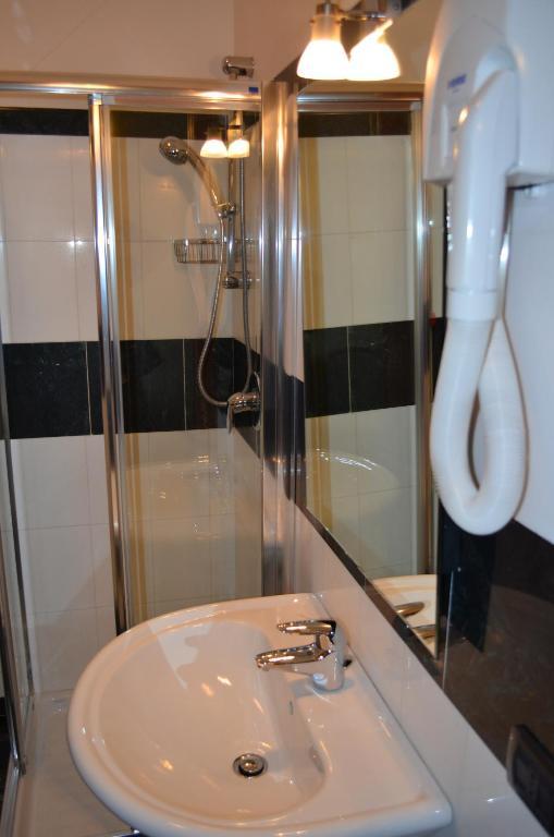 Hotel Olioso Peschiera del Garda Luaran gambar